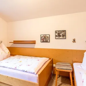  Apartment Haus Starlet